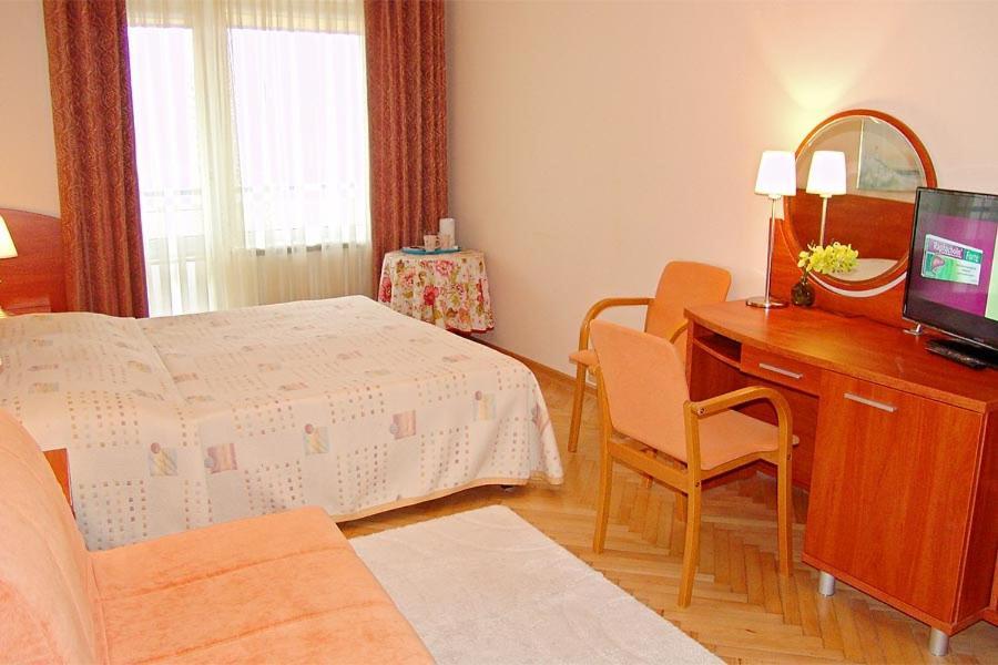 Hotel Europa Jastrzebia Gora Bagian luar foto